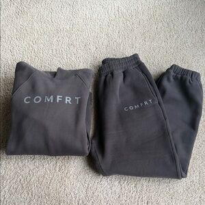 COMFRT Women's Gray Loungewear Set